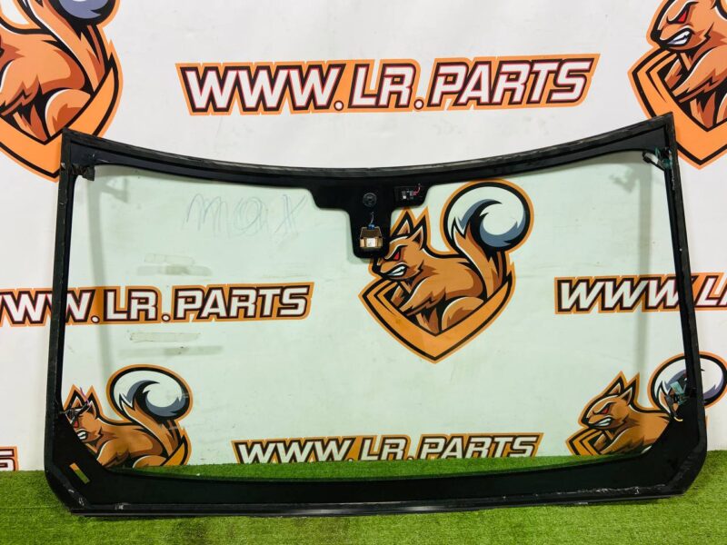 LR048389 Heated windshield Range Rover L405 (2013-2021) Used cost 300 € in stock 1 pcs.