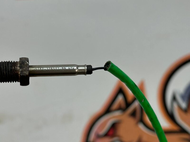 LR071700 Exhaust gas temperature sensor Range Rover Evoque L538 (2012-2018) Used cost 30 € in stock 1 pcs.