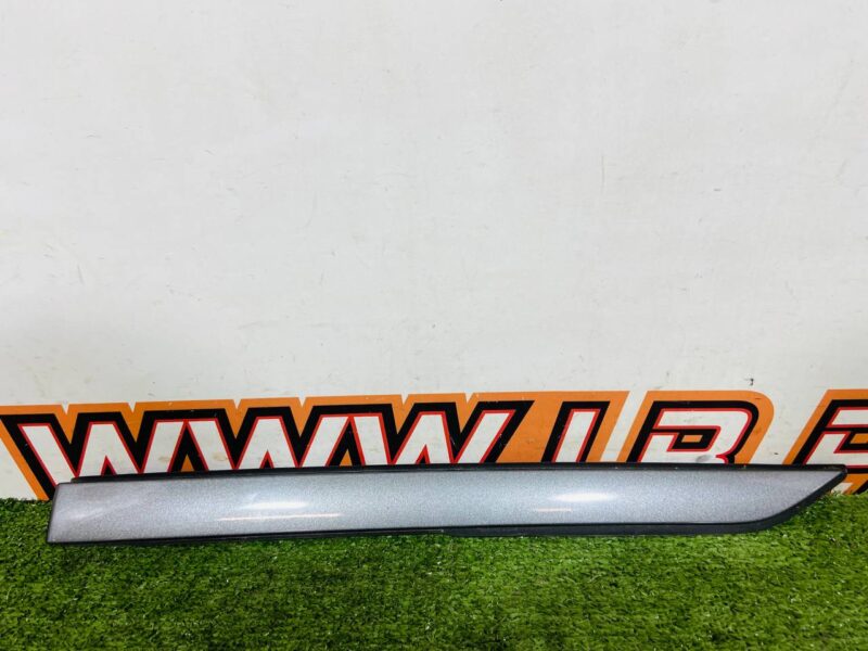 LR073116 Roof molding left rear Land Rover Discovery Sport L550 (2015-) Used cost 50 € in stock 1 pcs.