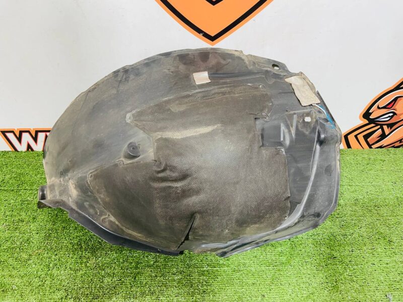 LR074800 Front right mudguard (rear part) Land Rover Discovery Sport L550 (2015-) Used cost 65 € in stock 5 pcs.