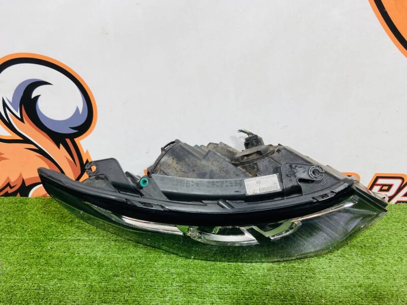 LR076132 Headlight right Bixenon non-adaptive Land Rover Discovery Sport L550 (2015-) Used - Image 26