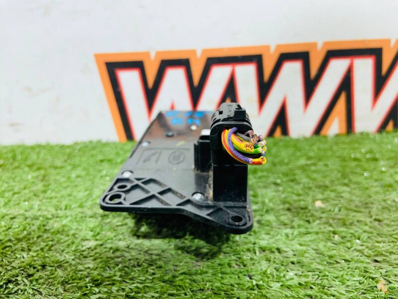 LR077211 Electric seat adjustment switch right Land Rover Discovery Sport L550 (2015-) USED cost 70 € in stock 1 pcs.