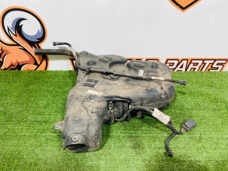 LR084676 AdBlue Urea Tank Land Rover Discovery Sport L550 (2015-) Used - Image 14
