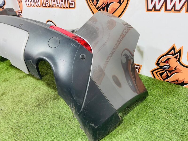LR137937 Rear bumper assembly Land Rover Discovery Sport L550 (2015-) used - Image 33