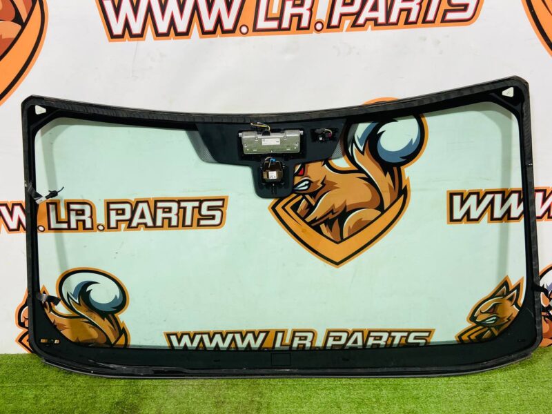 LR138042 Heated windshield Land Rover Discovery Sport L550 (2015-) Used cost 350 € in stock 1 pcs.