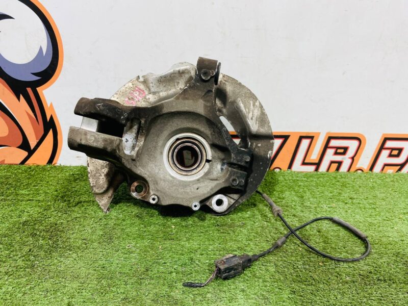 LR140538 Steering knuckle (pin) front right Range Rover Evoque New L551 (2019-) Used cost 350 € in stock 3 pcs.