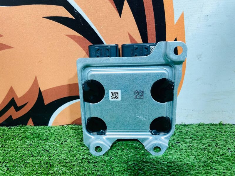 T2H41525 Airbag control unit Jaguar I-Pace X590 (2018-) Used cost 95 € in stock 6 pcs.