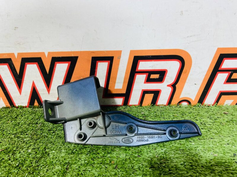 T4A15484 Wing bracket left Jaguar F-Pace X761 (2017-) USED - Image 17