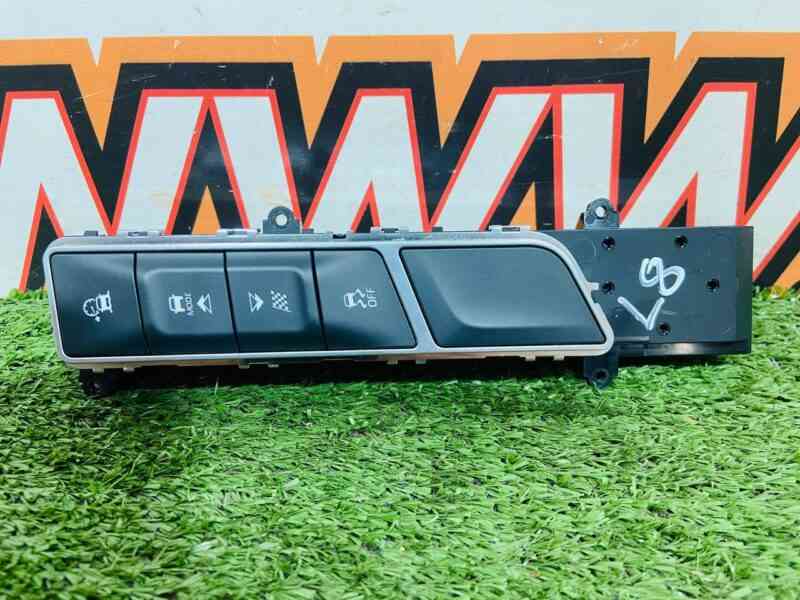 T4K10107 Jaguar I-Pace X590 (2018-) Suspension Switch Block Used cost 135 € in stock 1 pcs.