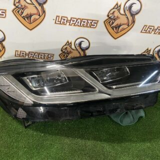 T4K11262 Right LED headlight Jaguar I-Pace X590 (2018-) Used cost 1 150 € in stock 1 pcs.