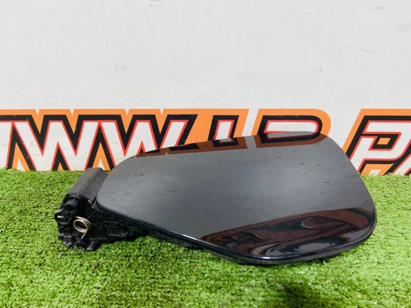 T4K14255 Charging channel housing Jaguar I-Pace X590 (2018-) USED cost 70 € in stock 3 pcs.