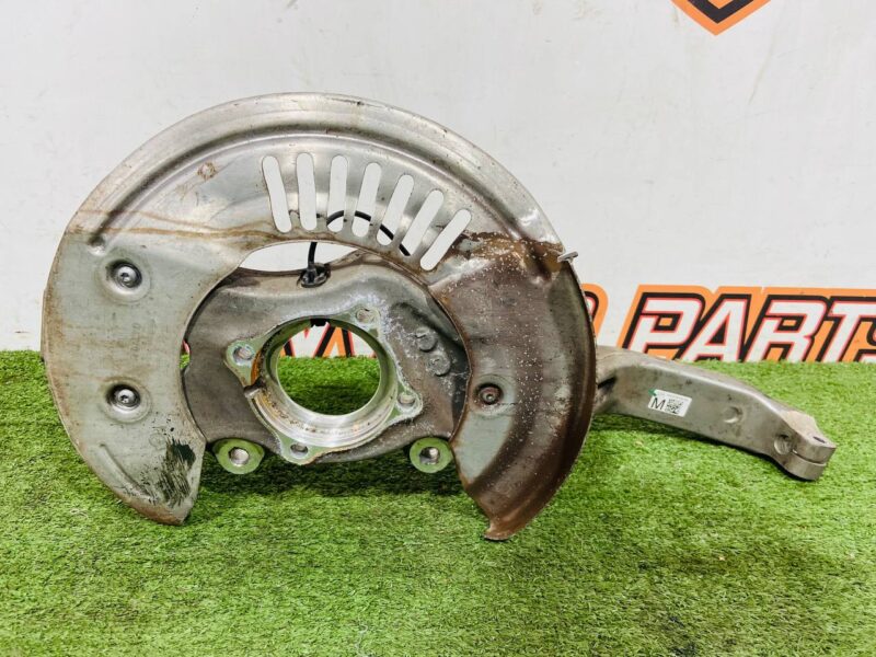T4K16517 Steering knuckle (pin) front left Jaguar I-Pace X590 (2018-) Used cost 450 € in stock 1 pcs.
