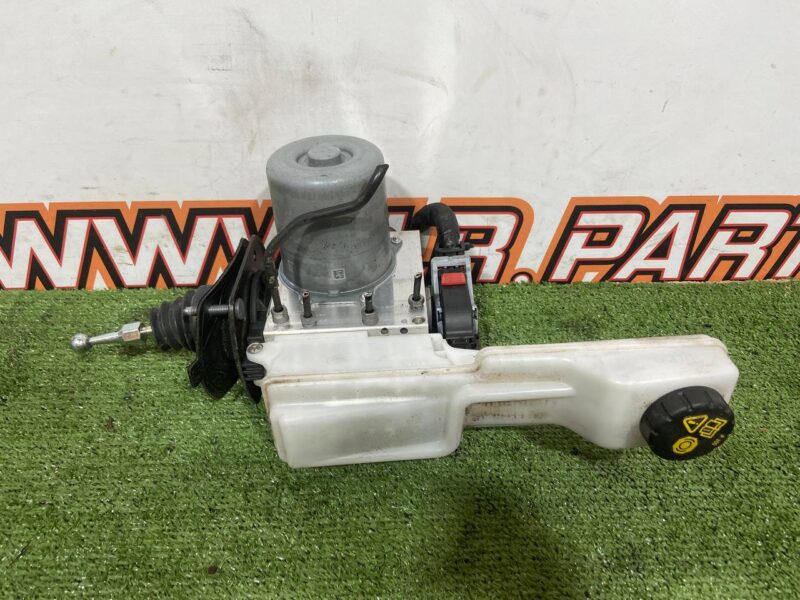 T4K16576 ABS unit Jaguar I-Pace X590 (2018-) USED cost 500 € in stock 2 pcs.