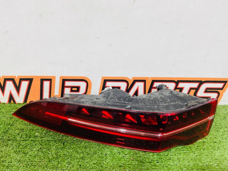 T4K16644 Rear left light in the wing Jaguar I-Pace X590 (2018-) Used cost 235 € in stock 5 pcs.