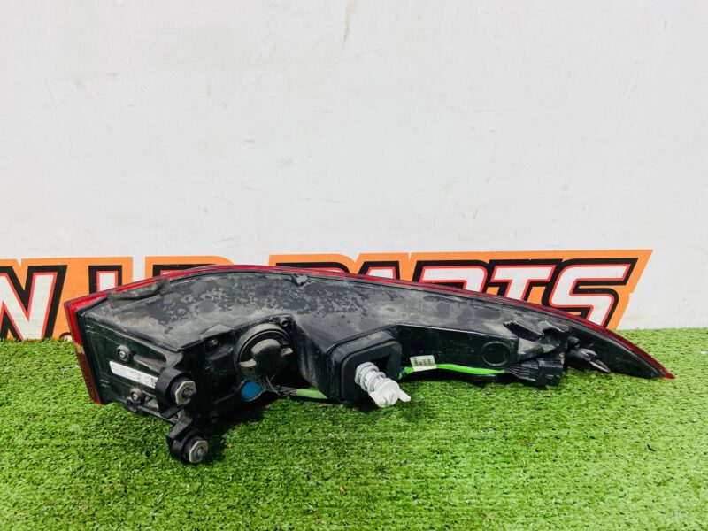 T4K16644 Rear left light in the wing Jaguar I-Pace X590 (2018-) Used cost 235 € in stock 5 pcs.