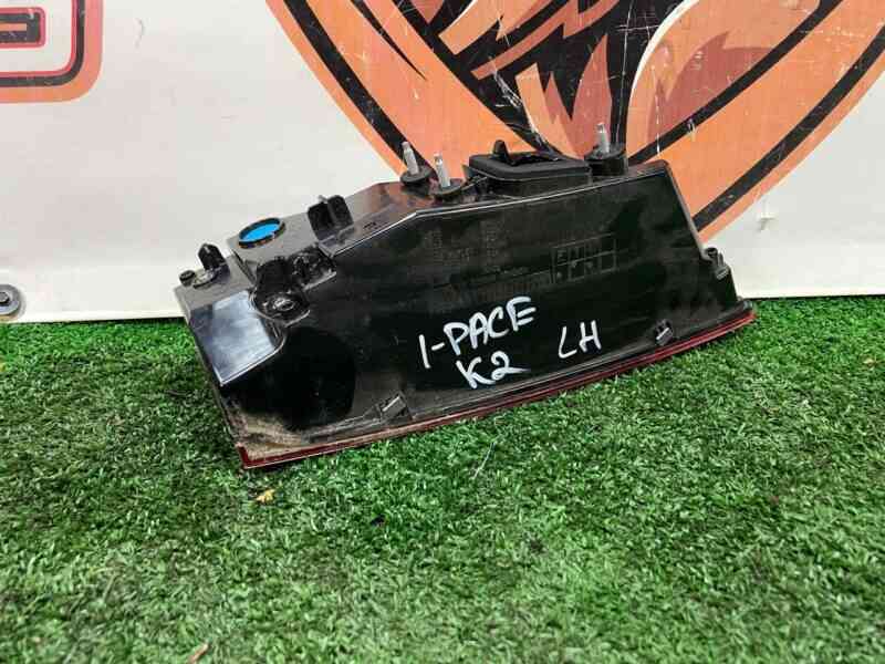T4K16652 Rear left tail light Jaguar I-Pace (2018-) used cost 200 € in stock 4 pcs.