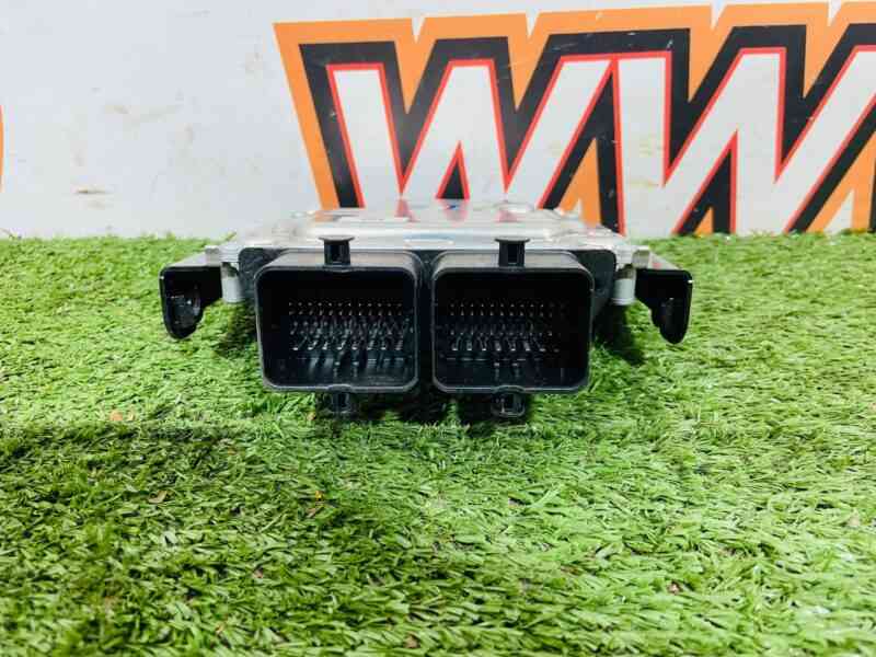 T4K4069 Powertrain control unit Jaguar I-Pace (2018-) Used cost 250 € in stock 5 pcs.