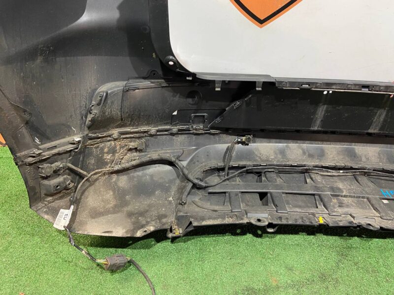 T4K5807LML Rear bumper for 6 sensors Jaguar I-Pace X590 (2018-) Used cost 900 € in stock 2 pcs.