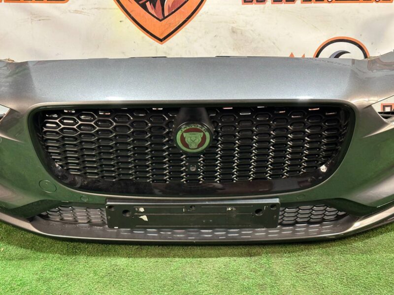 T4K5982LML Front bumper assembly 6 sensors Jaguar I-Pace X590 (2018-) Used - Image 21