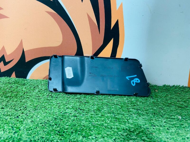 T4K6322 Trim for luggage compartment left center Jaguar I-Pace (2018-) USED cost 35 € in stock 2 pcs.