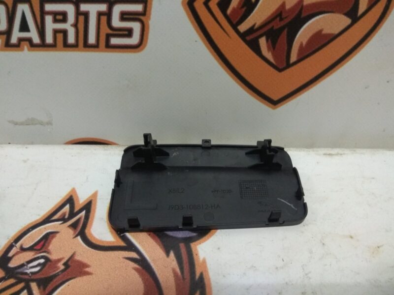 T4K6324 Luggage compartment cover left front Jaguar I-Pace (2018-) Used cost 35 € in stock 1 pcs.
