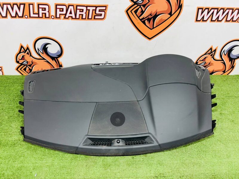 T4K9576PVJ Front panel (dashboard) complete Jaguar I-Pace X590 (2018-) Used cost 600 € in stock 1 pcs.