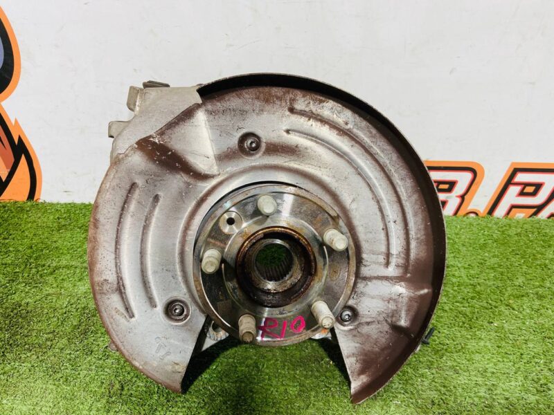 T4K9598 Rear left axle Jaguar I-Pace X590 (2018-) Used cost 250 € in stock 1 pcs.