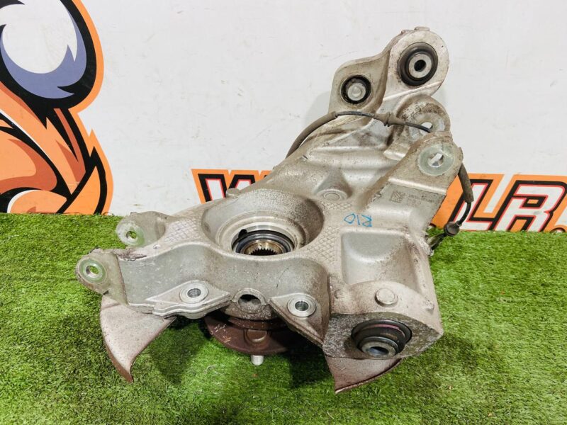 T4K9598 Rear left axle Jaguar I-Pace X590 (2018-) Used cost 250 € in stock 1 pcs.