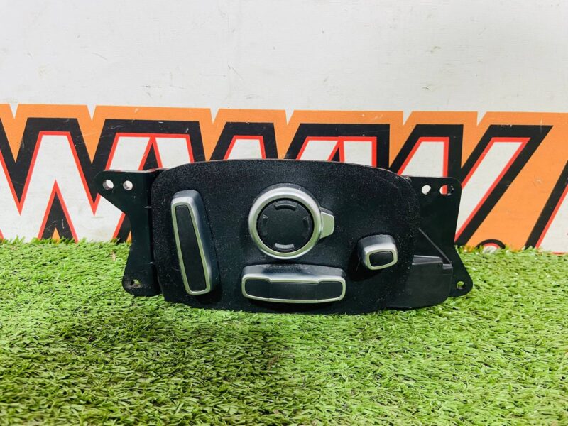 T4N23992 Electric Seat Adjustment Switch Right Jaguar I-Pace X590 (2018-) Used cost 80 € in stock 4 pcs.