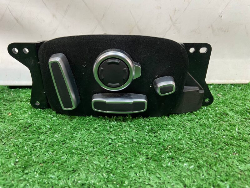 T4N23992 Electric Seat Adjustment Switch Right Jaguar I-Pace X590 (2018-) Used cost 80 € in stock 4 pcs.
