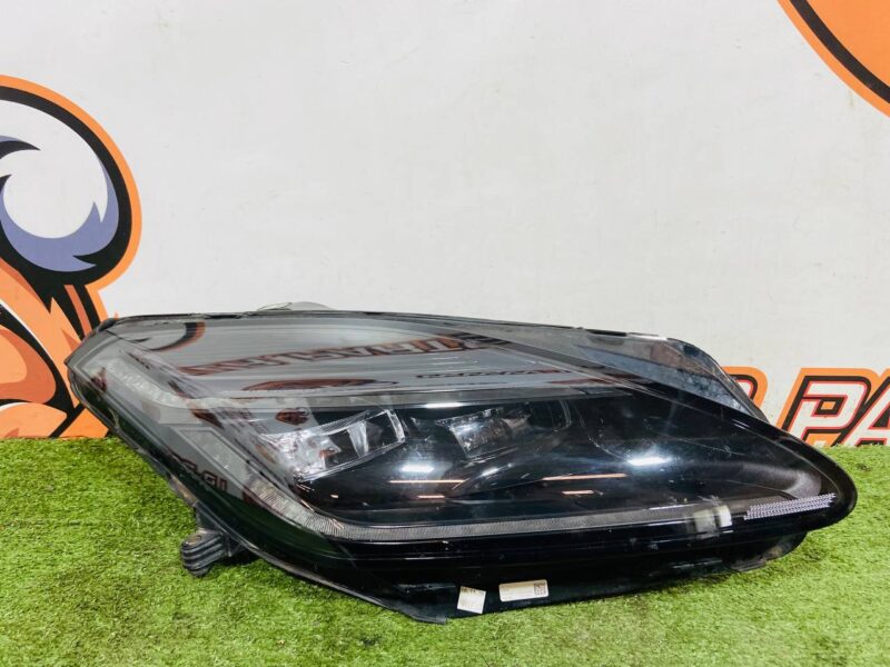 J9C22545 Headlight right Premium LED Hlmp Jaguar E-Pace X540 (2017-) USED cost 1 100 € in stock 1 pcs.