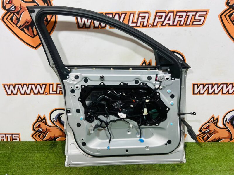 J9C2733KIT Front left door complete Jaguar E-Pace X540 (2017-) Used cost  € in stock 1 pcs.