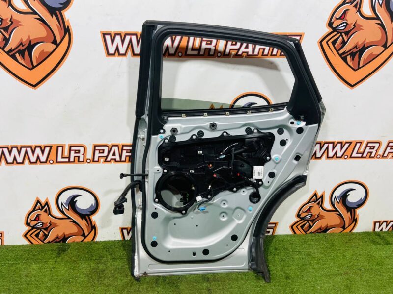 J9C2945KIT Door rear right complete Jaguar E-Pace X540 (2017-) Used cost  € in stock 1 pcs.