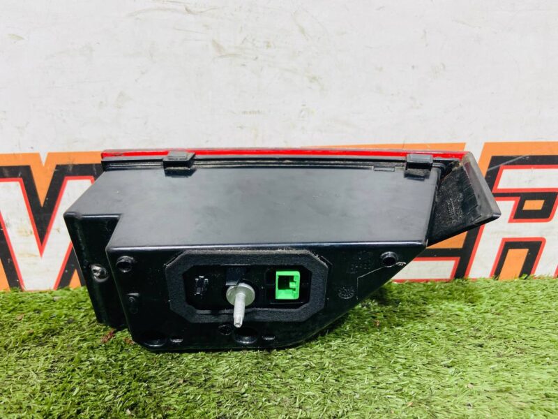 J9C33166 Rear right light in the trunk lid Jaguar E-Pace X540 (2017-) Used cost 120 € in stock 1 pcs.