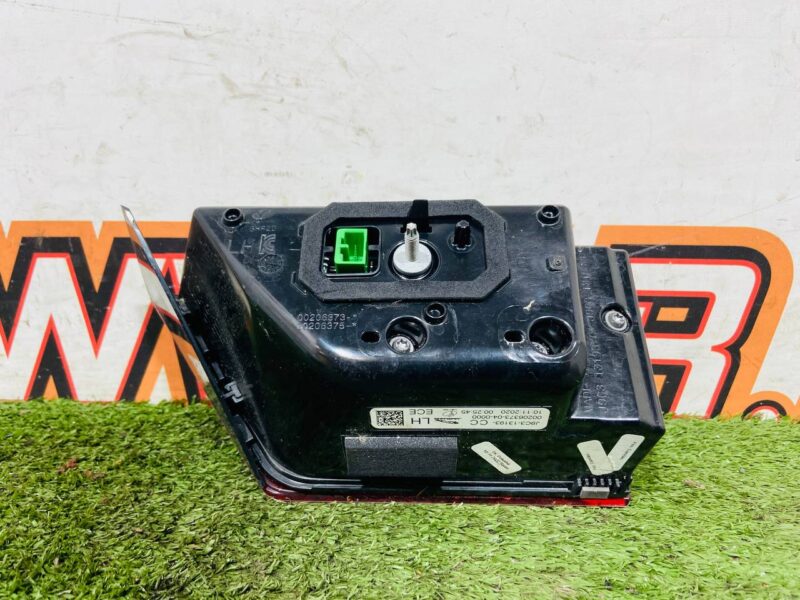J9C33168 Rear left light in the trunk lid Jaguar E-Pace X540 (2017-) Used cost 120 € in stock 1 pcs.