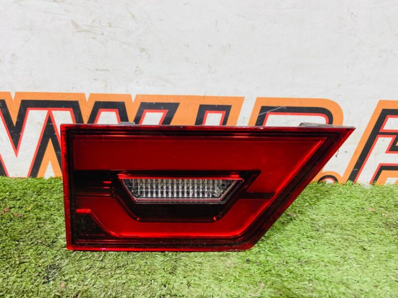 J9C33168 Rear left light in the trunk lid Jaguar E-Pace X540 (2017-) Used cost 120 € in stock 1 pcs.