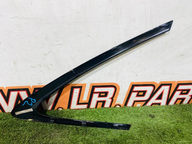 J9C4786.1 Rear window trim left Jaguar E-Pace X540 (2017-) Used cost  € in stock 1 pcs.
