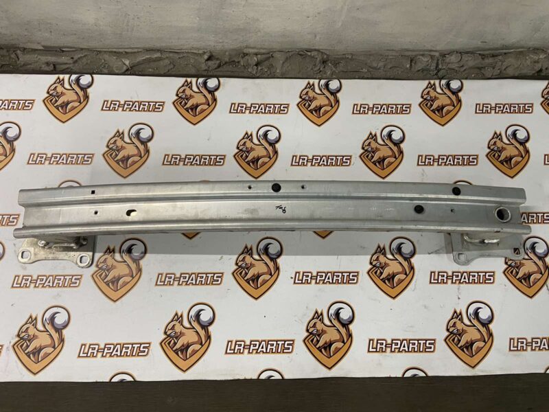 J9C6939 Rear bumper reinforcement Jaguar E-Pace X540 (2017-) Used cost 100 € in stock 1 pcs.