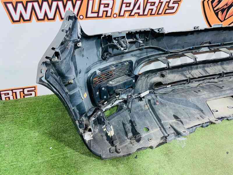 LR045028 Front bumper complete Range Rover Sport L494 (2014-2022) Used - Image 14