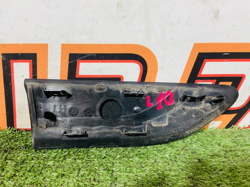 LR058538 Wing grille left Land Rover Discovery Sport L550 (2015-) used cost 75 € in stock 1 pcs.
