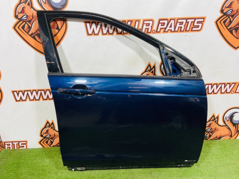 LR061282KIT2 Front right door complete Land Rover Discovery Sport L550 (2015-) Used cost  € in stock 1 pcs.