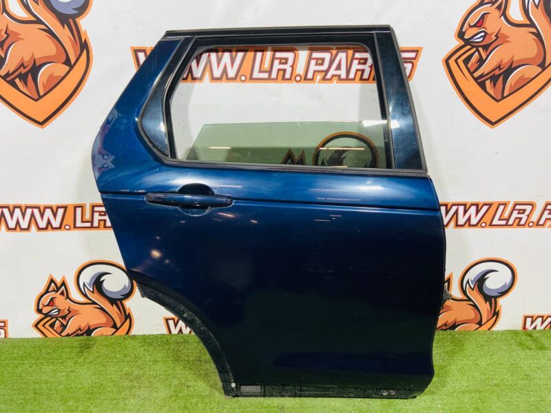 LR061284KIT2 Door rear right complete Land Rover Discovery Sport L550 (2015-) Used cost  € in stock 1 pcs.