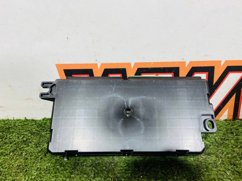 LR081328 Seat Control Unit Range Rover Velar L560 (2018-) Used cost 150 € in stock 1 pcs.