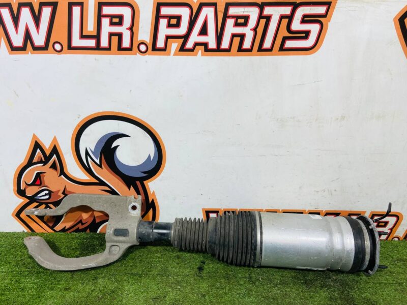 LR081560 Shock absorber front air right Land Rover Discovery 5 L462 (2017-) Used - Image 13