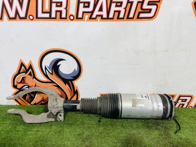 LR081560 Shock absorber front air right Land Rover Discovery 5 L462 (2017-) Used - Image 14