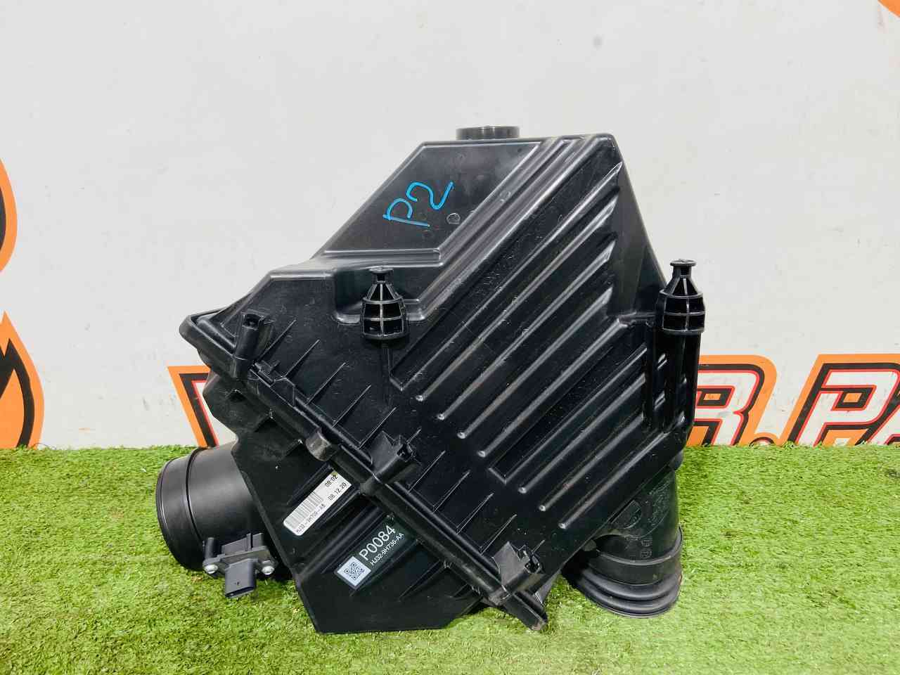 LR094063 Air filter housing Land Rover Discovery Sport L550 (2015-) used cost 300 € in stock 1 pcs.
