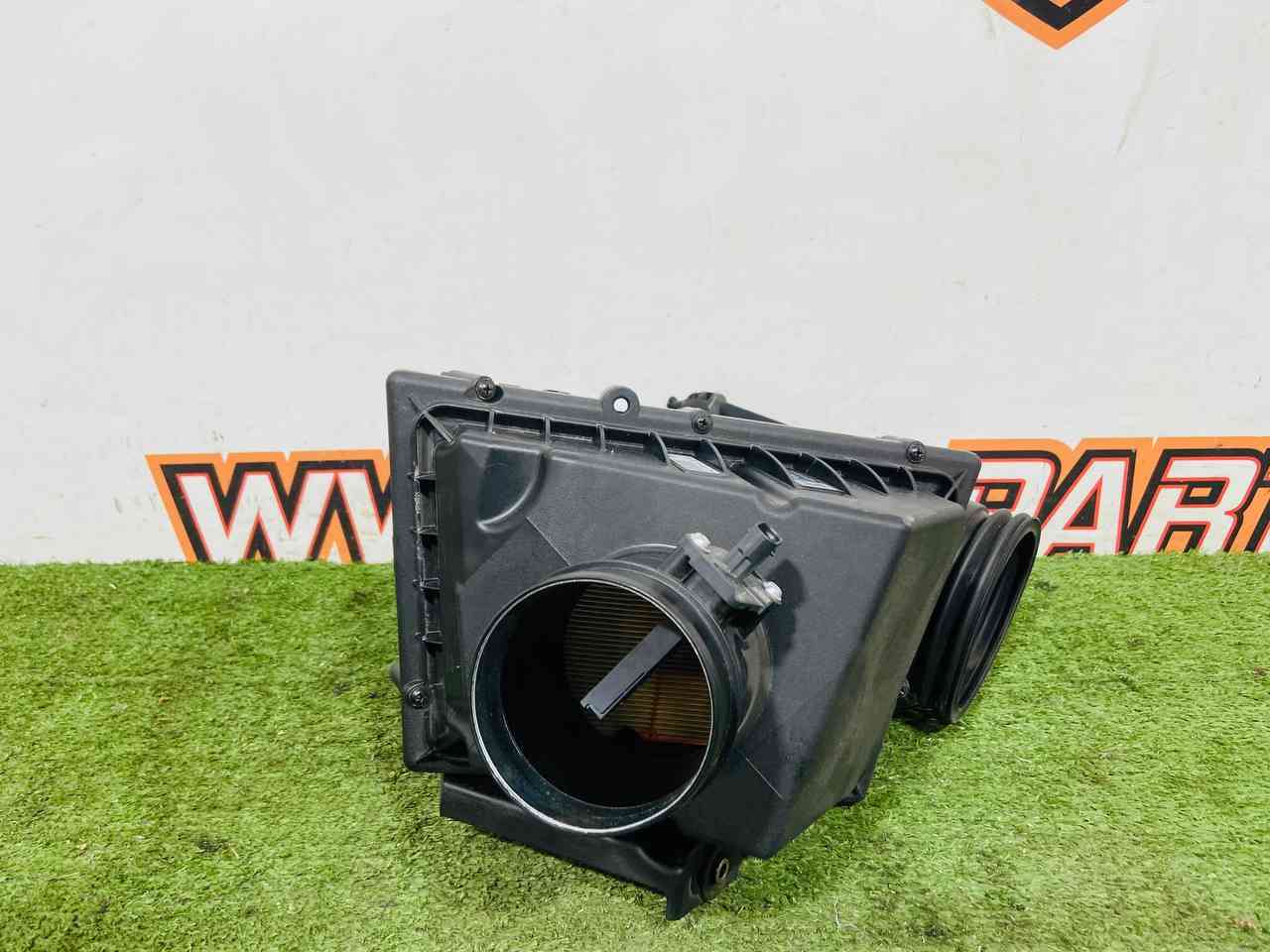 LR094063 Air filter housing Land Rover Discovery Sport L550 (2015-) used cost 300 € in stock 1 pcs.