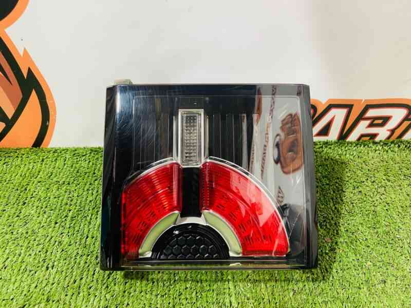 LR095032 Left taillight for Land Rover Discovery Sport L550 (2015-) Used cost 120 € in stock 1 pcs.