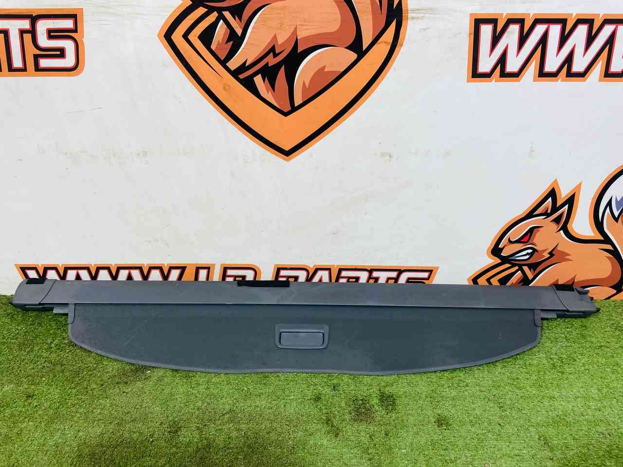 LR106898 Rear Storage Shelf Trim Panel Land Rover Discovery Sport L550 (2015-) Used cost 260 € in stock 1 pcs.