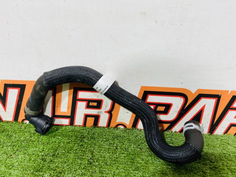 LR115221 Hose from radiator to water pump Range Rover Evoque New L551 (2019-) used cost 25 € in stock 3 pcs.